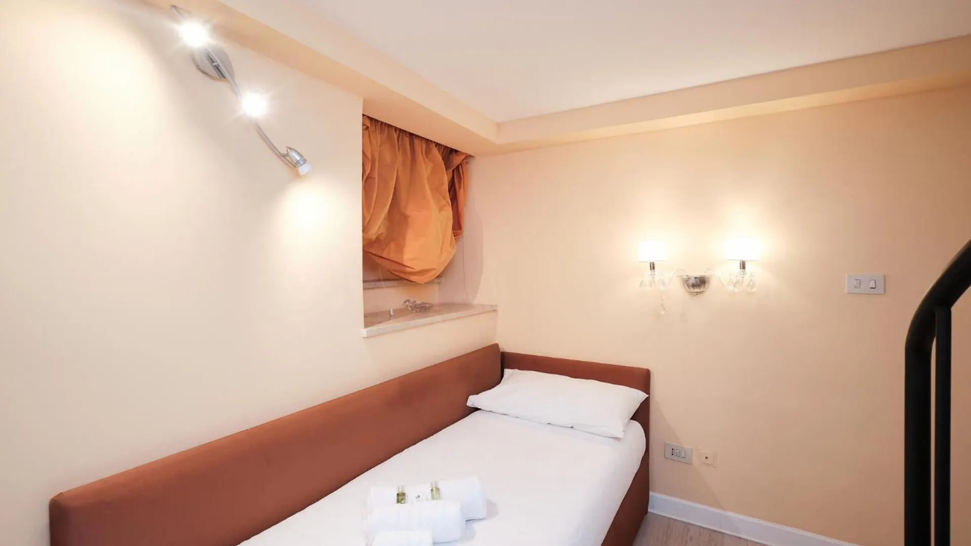דירה רומא Luxury In Piazza Di Spagna איטליה