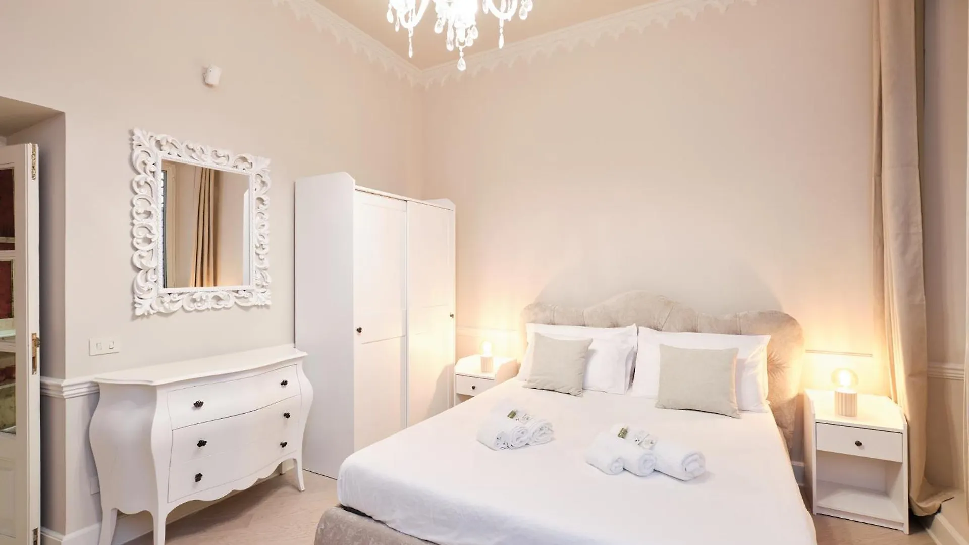 דירה רומא Luxury In Piazza Di Spagna איטליה